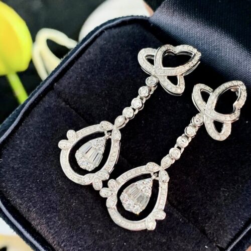 Princess Inspired Diamond Tassel Design Earrings In 18 Kt White Gold